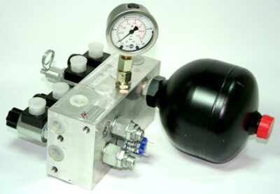 Steuerblock für Niveauregulierung -T-; 12 VDC; vollhydraulisch